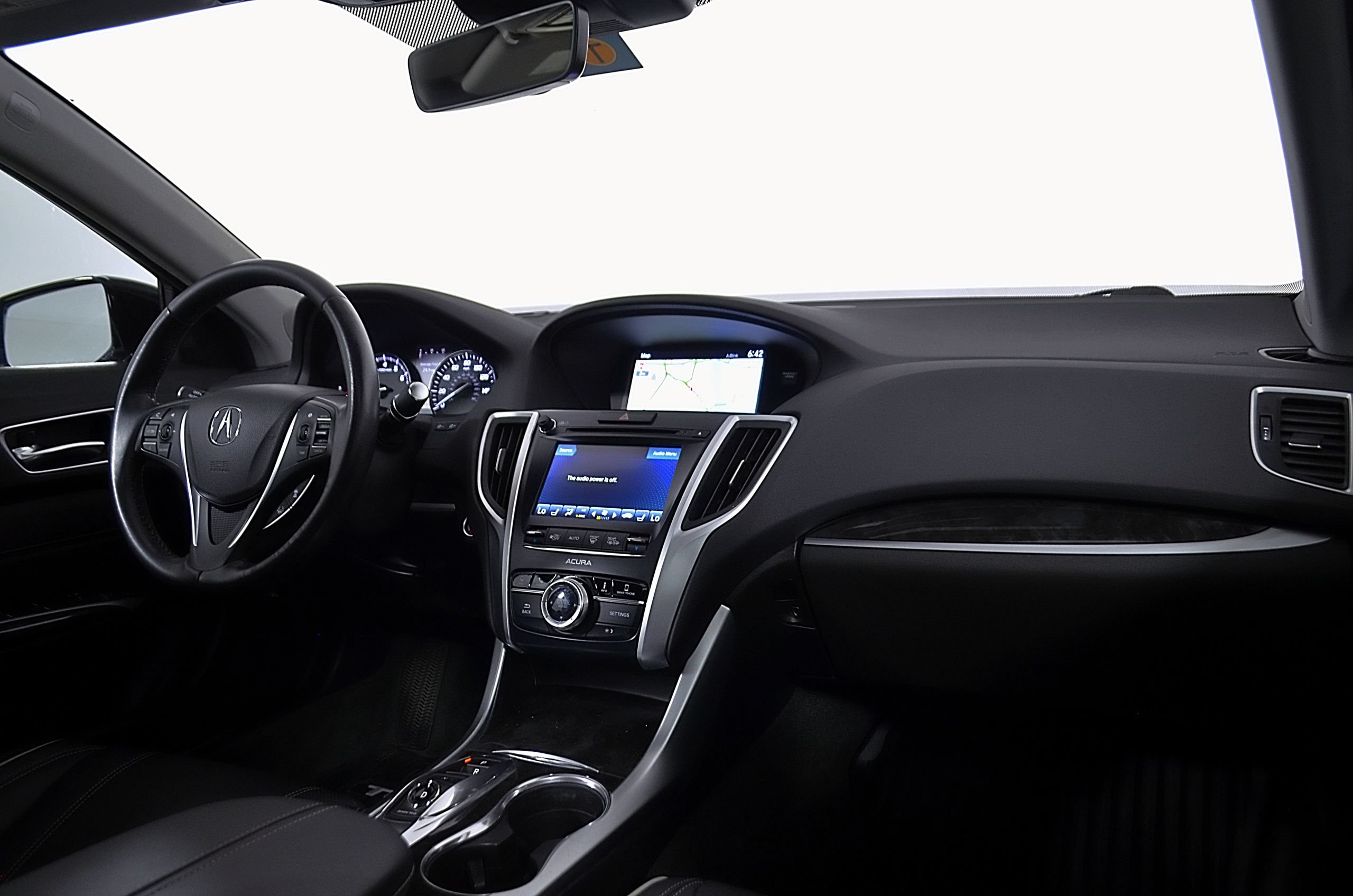 Used 2018 Acura TLX V6 w/ Technology Package FWD image 24