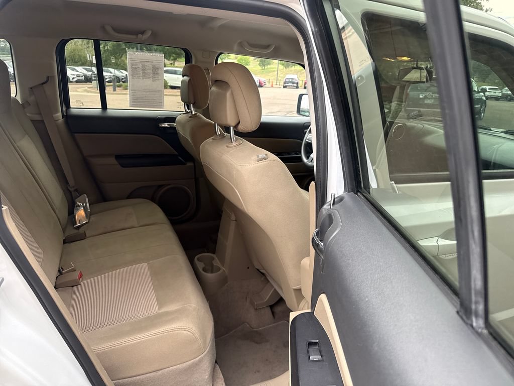 Used 2015 Jeep Patriot Sport w/ Power Value Group FWD image 23