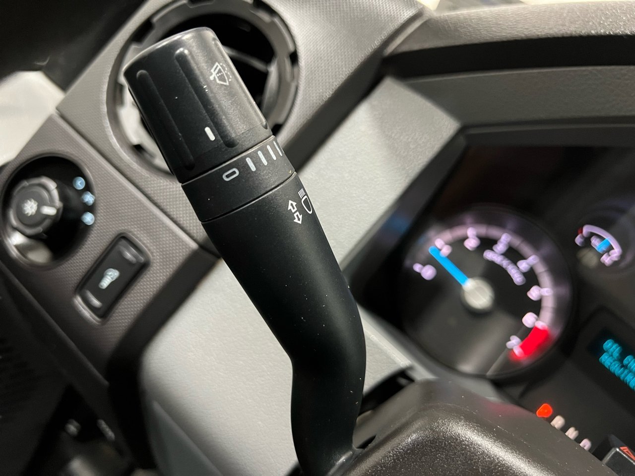 Used 2013 Ford F250 XL image 30