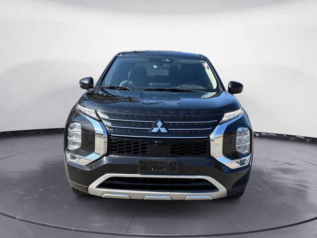 Used 2022 Mitsubishi Outlander SE image 8