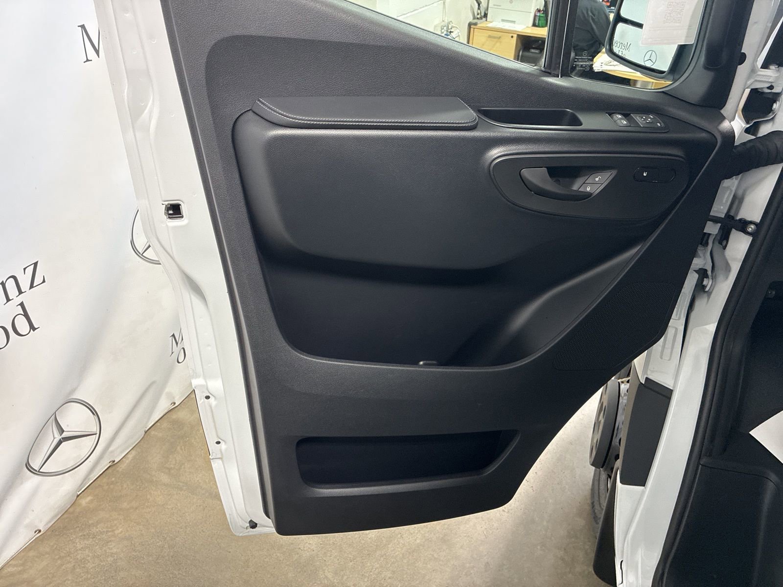 New 2025 Mercedes-Benz Sprinter 3500 image 10
