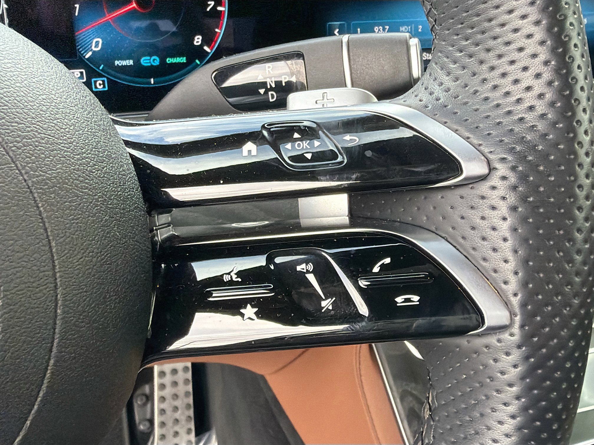 Used 2023 Mercedes-Benz E 450 Cabriolet image 36