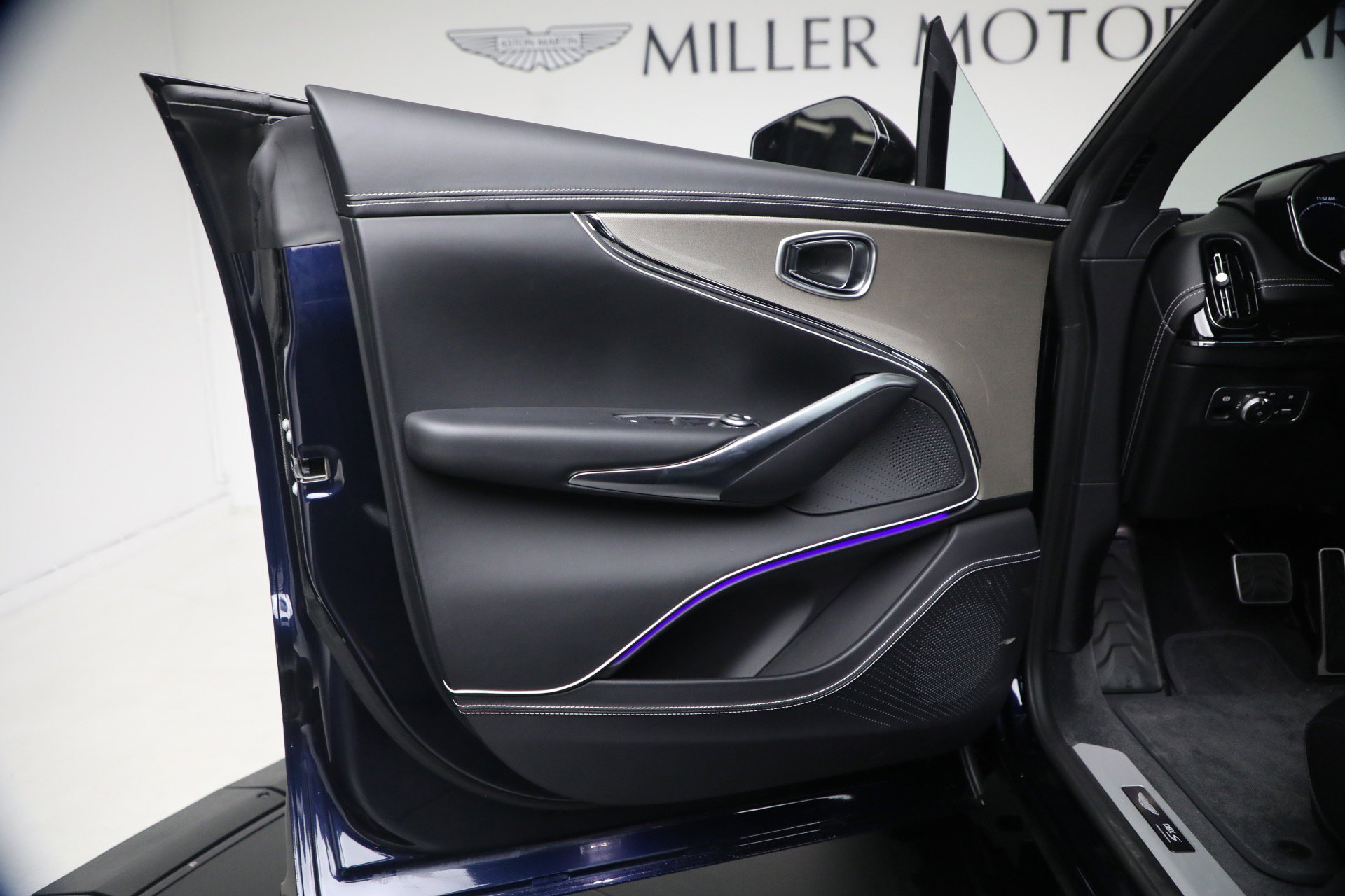 New 2026 Aston Martin DBX S image 29