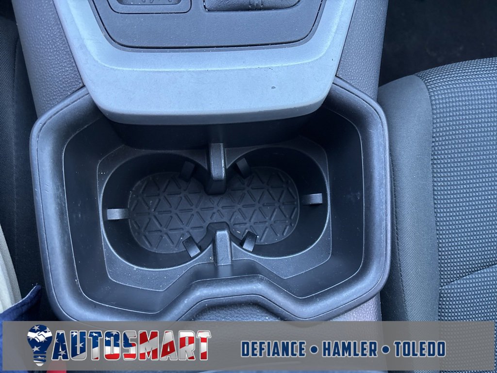 Used 2022 Toyota RAV4 LE image 29