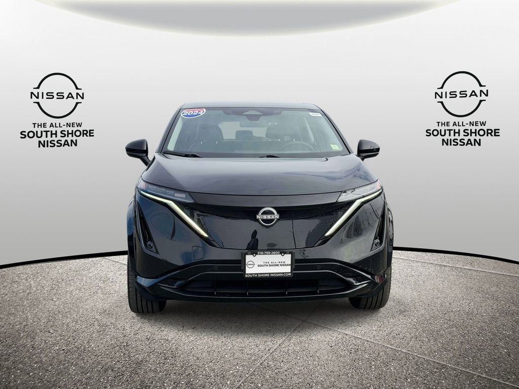 Used 2024 Nissan Ariya AWD image 2