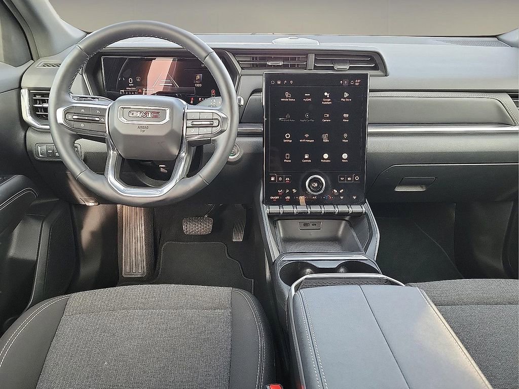 Used 2025 GMC Terrain Elevation image 10