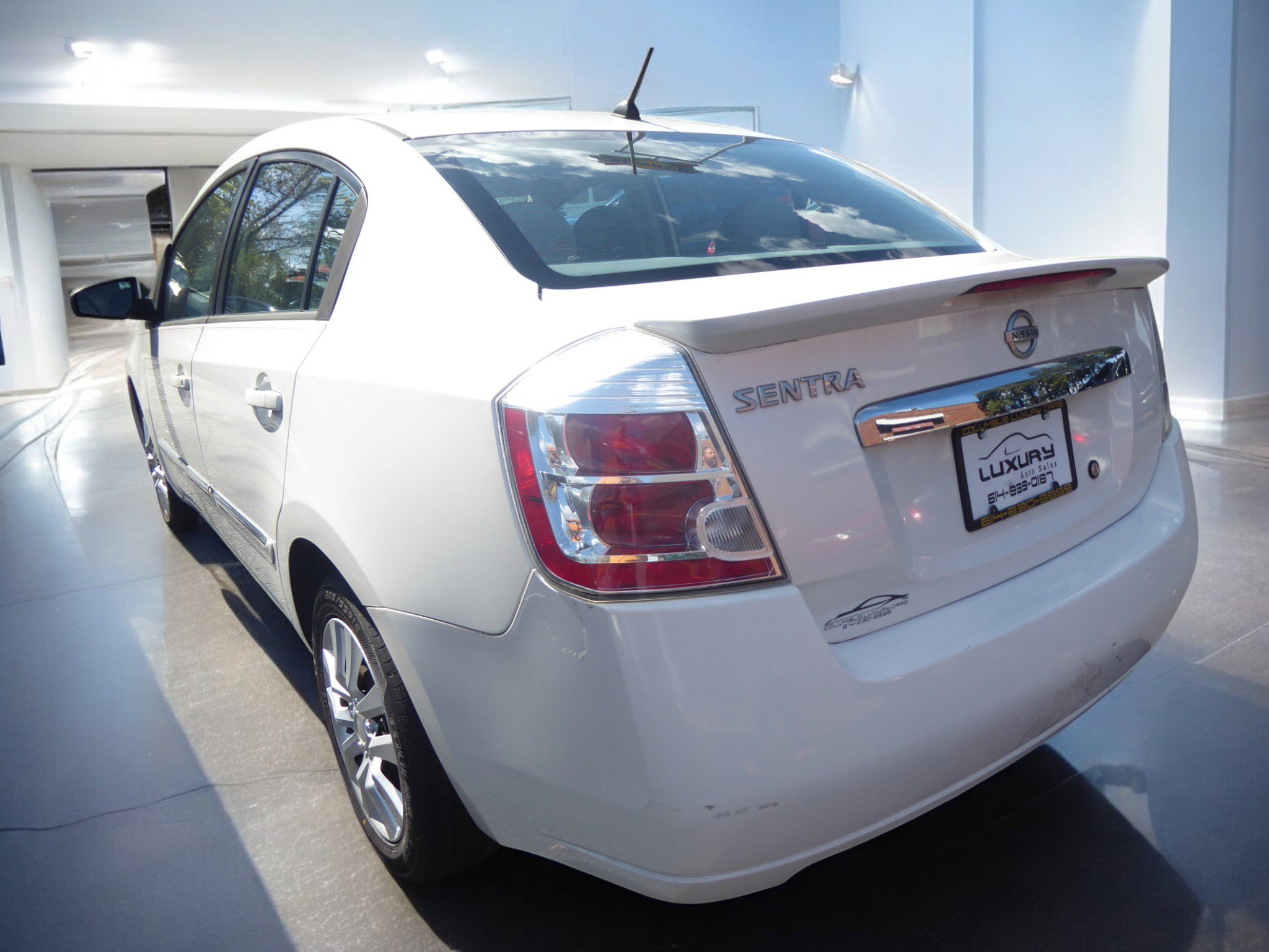 Used 2011 Nissan Sentra 2.0 S image 7