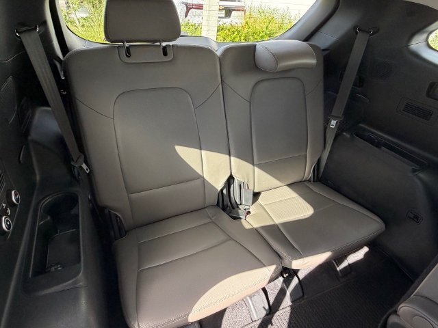 Used 2018 Hyundai Santa Fe Limited FWD image 17