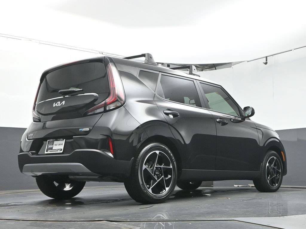 Used 2025 Kia Soul EX FWD image 37