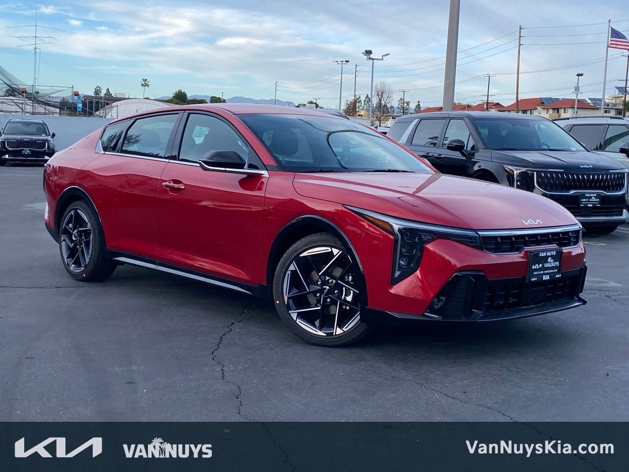 New 2025 Kia K4 GT-Line image 1