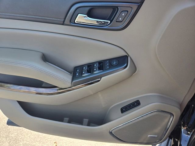 Used 2019 GMC Yukon XL SLT w/ Open Road Package AWD/4WD image 17