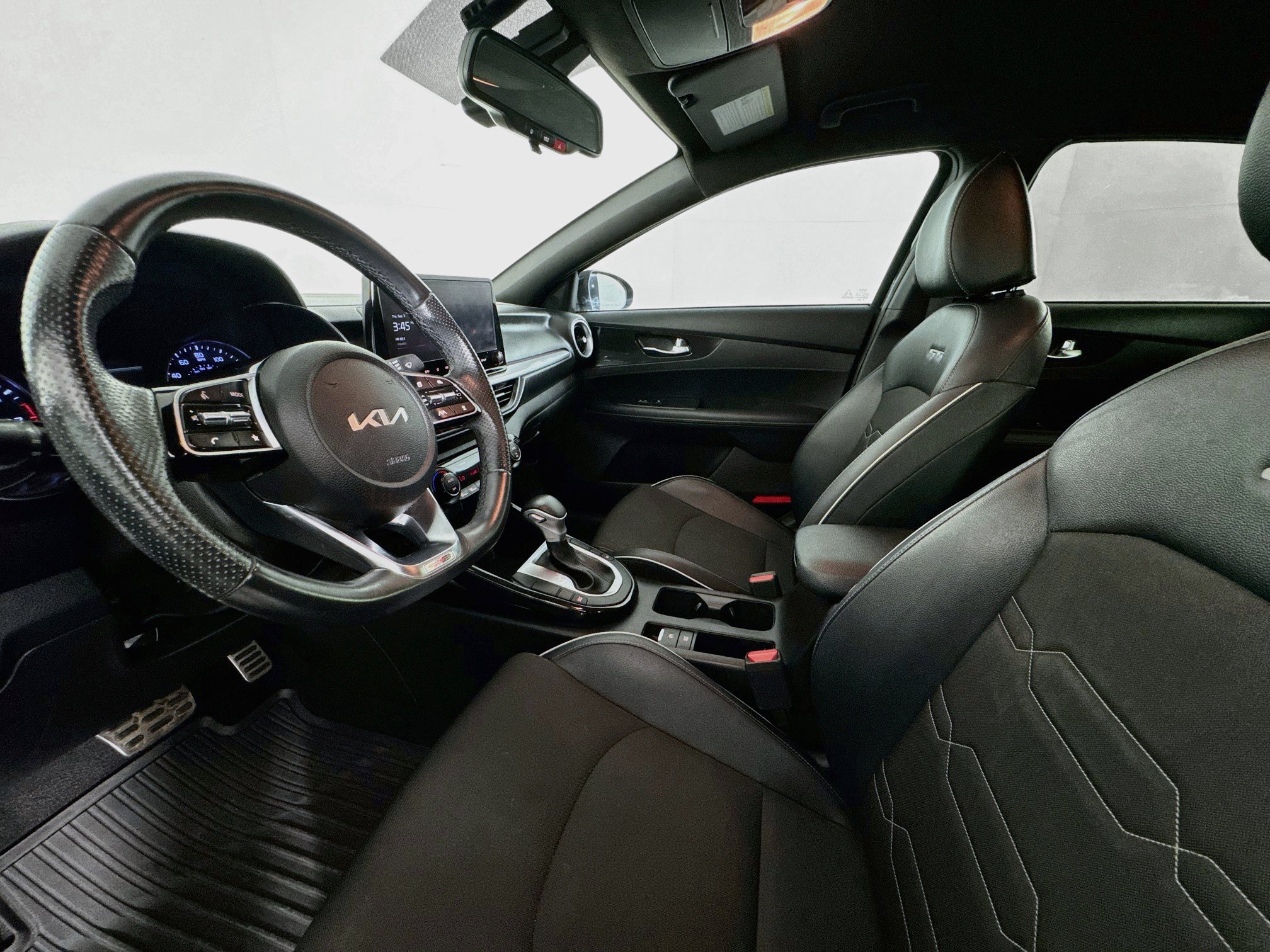 Used 2023 Kia Forte GT-Line w/ GT-Line Technology Package FWD image 20