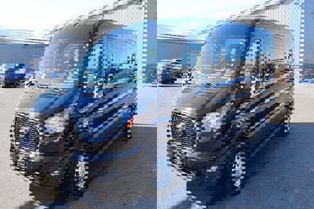 Used 2024 Ford Transit 350 XLT image 2