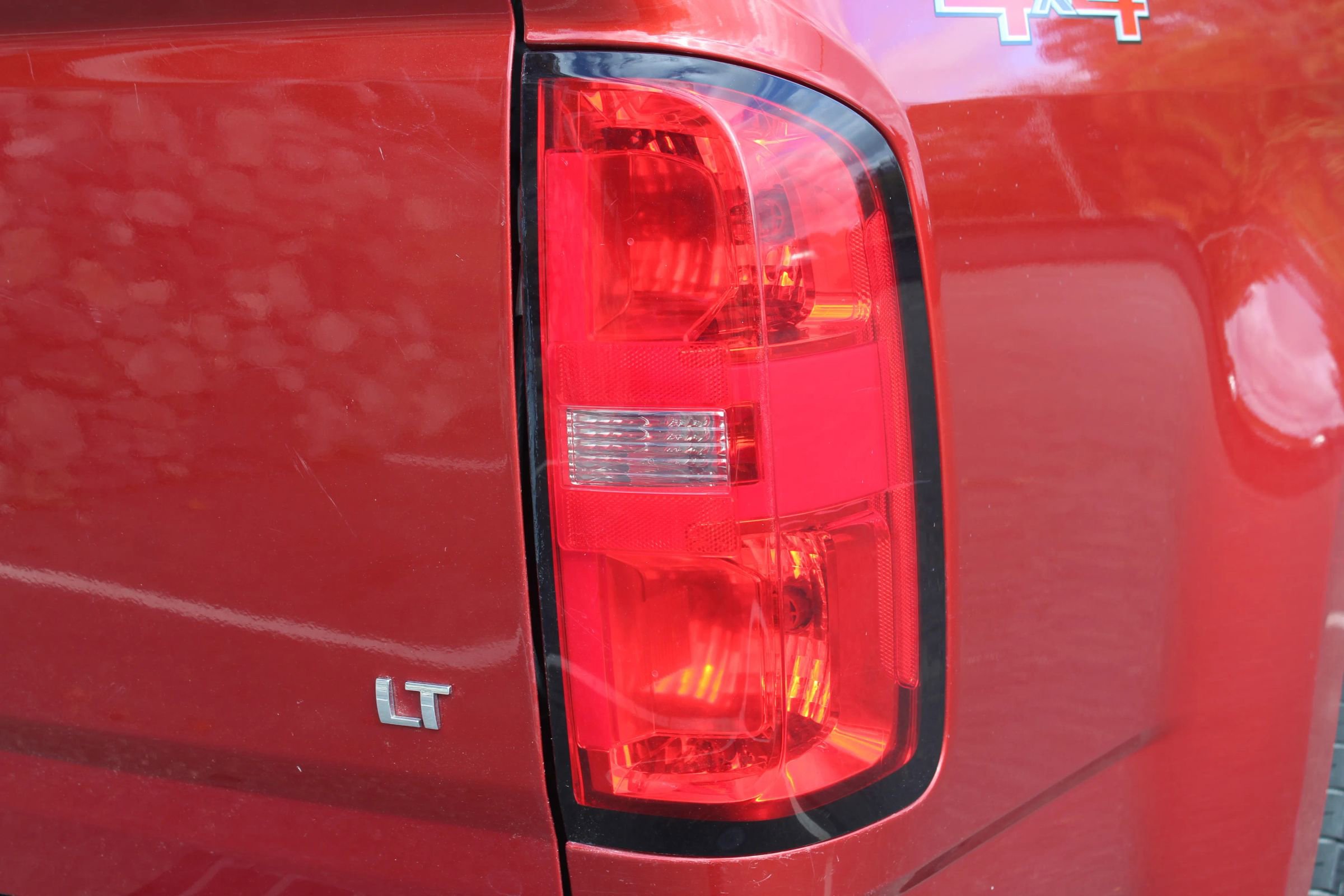 Used 2015 Chevrolet Colorado LT w/ Luxury Package image 42