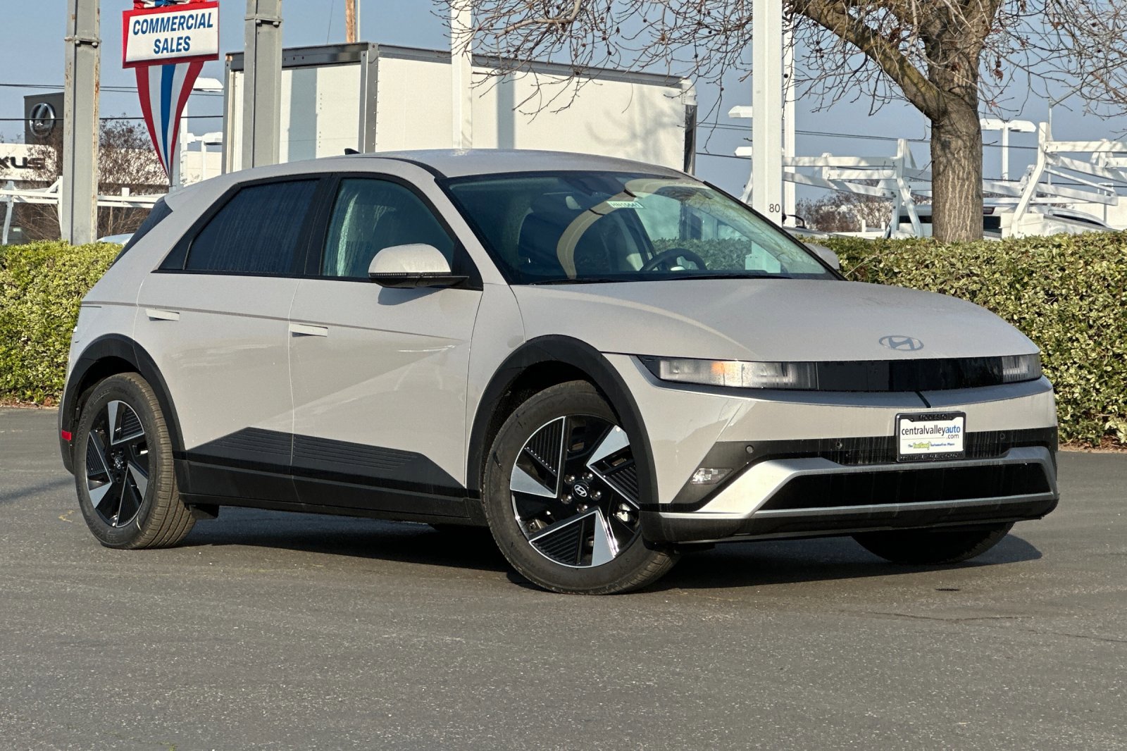 New 2026 Hyundai Ioniq 5 SEL image 2