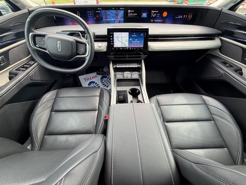 Certified 2025 Lincoln Nautilus Premier AWD/4WD image 16