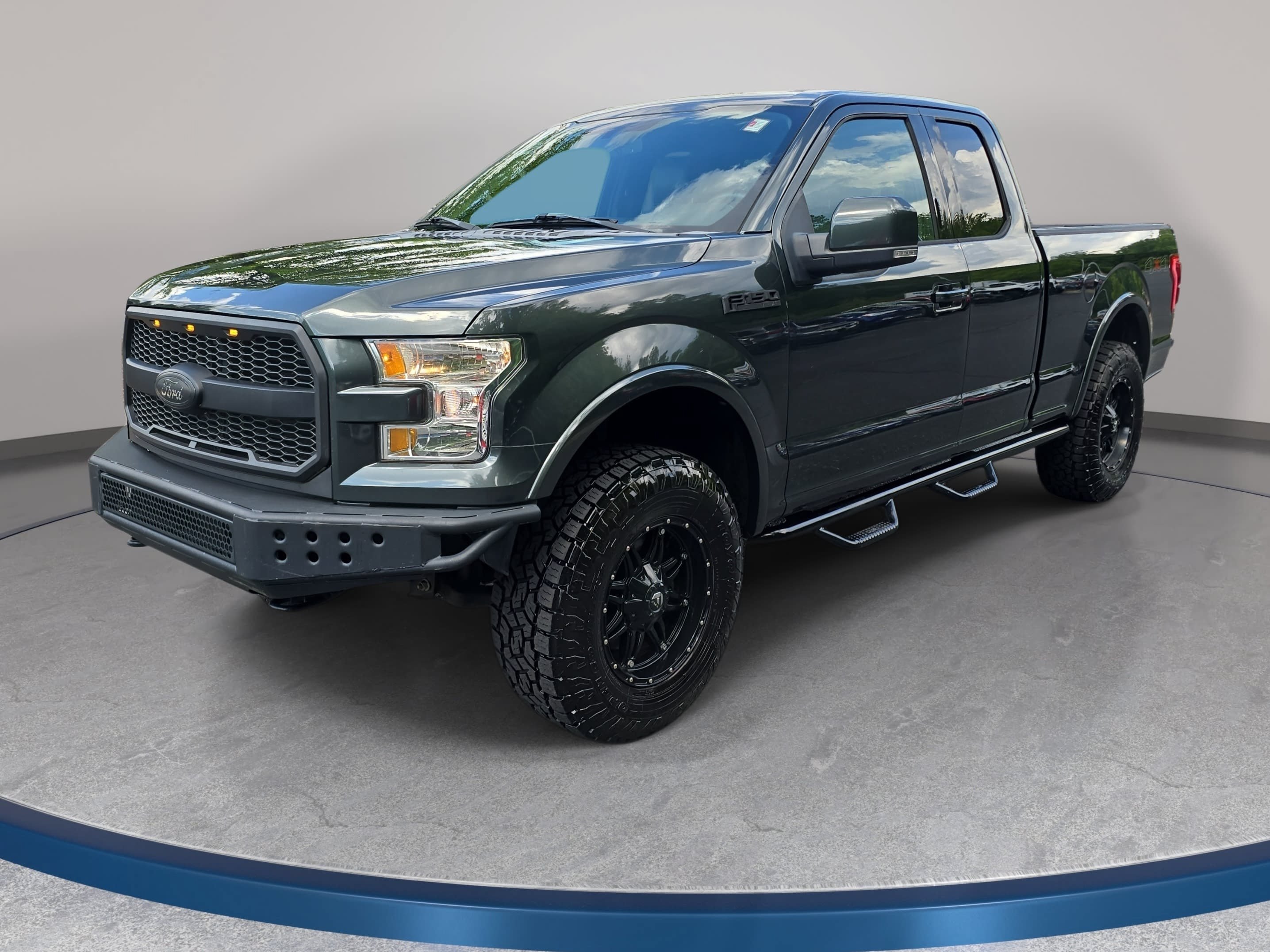 Used 2015 Ford F150 Lariat w/ Equipment Group 501A Mid