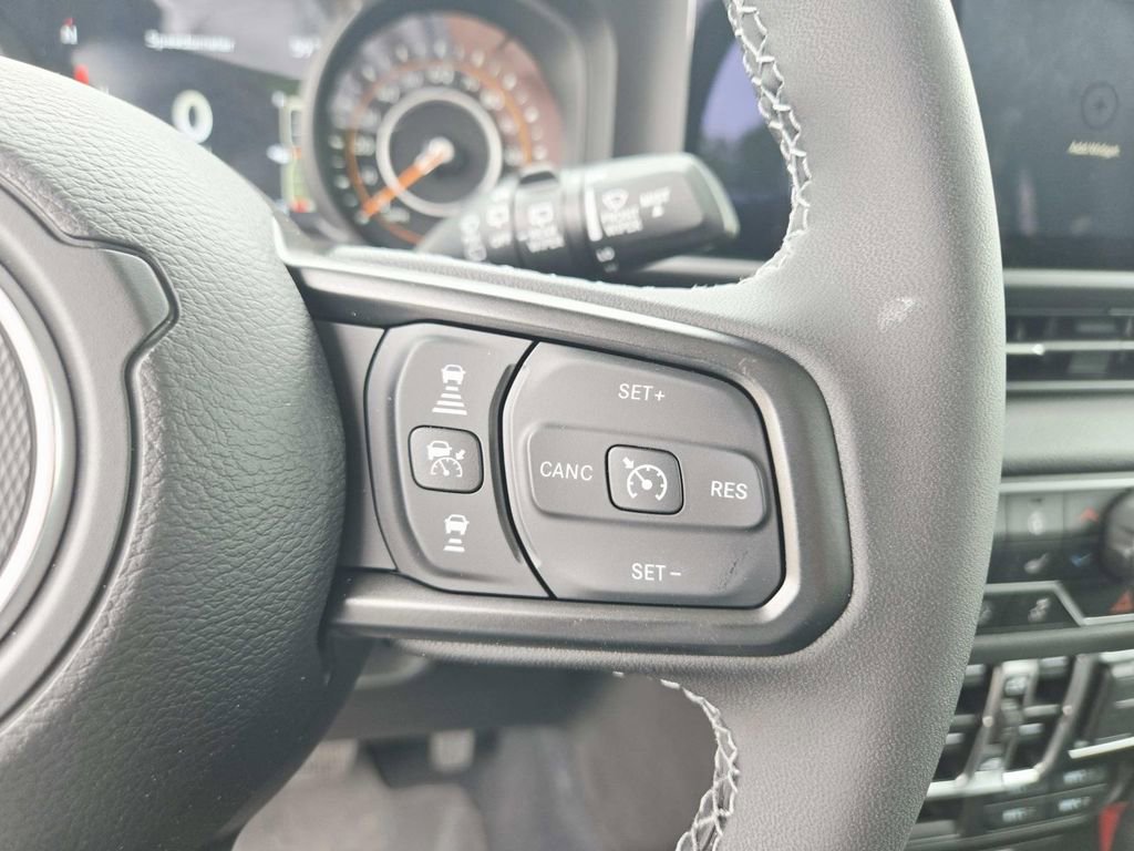 Certified 2025 Jeep Wrangler Unlimited Sport AWD/4WD image 23