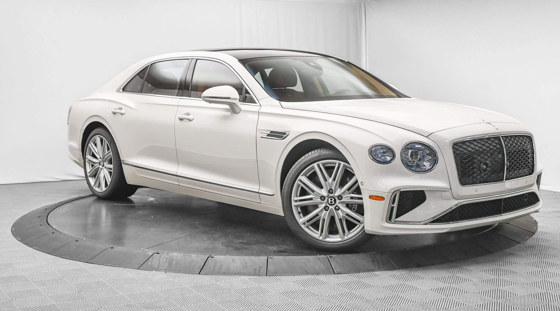 New 2026 Bentley Flying Spur Plug-In Hybrid AWD/4WD 360° Tour