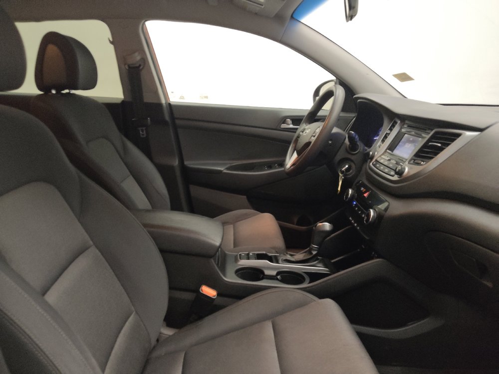Used 2017 Hyundai Tucson SE w/ SE Popular Package 02 FWD image 21