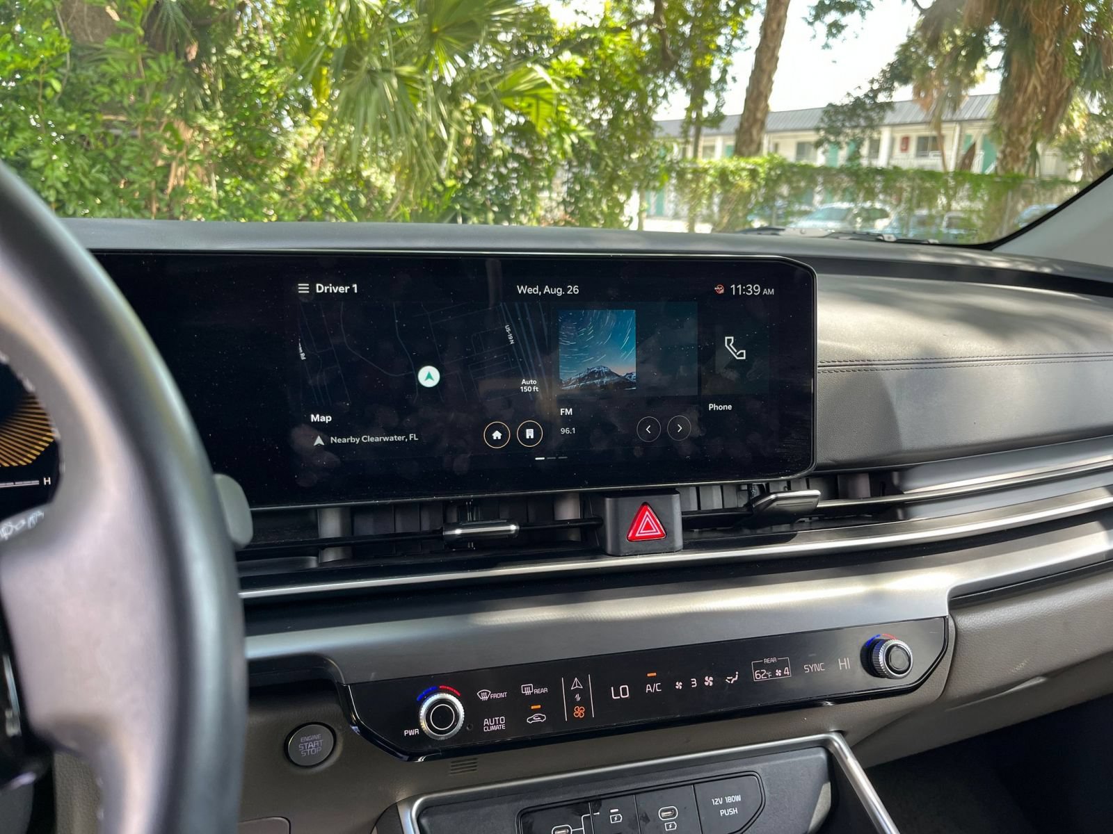 Used 2026 Kia Carnival FWD image 16