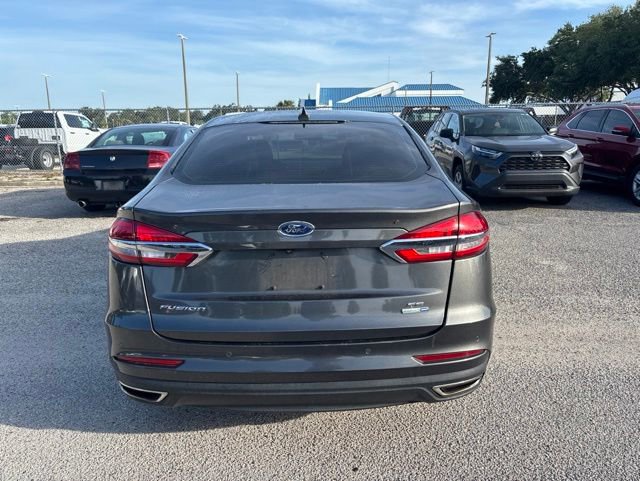 Used 2019 Ford Fusion SE AWD/4WD image 6