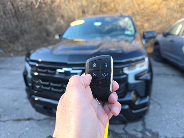 Used 2023 Chevrolet Silverado 1500 RST image 31