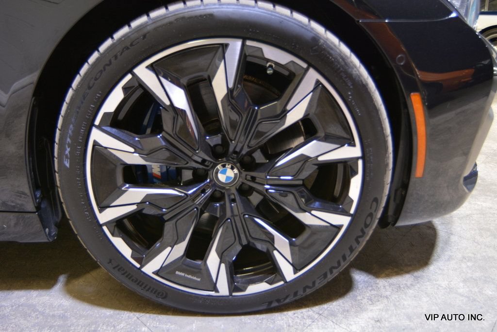 Used 2017 BMW M760i xDrive AWD/4WD image 35