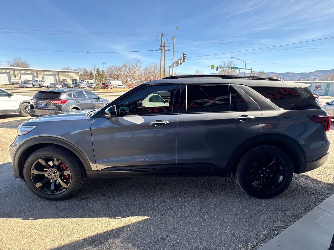Used 2022 Ford Explorer ST w/ ST Street Pack image 6
