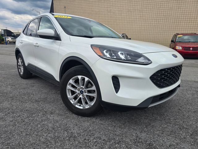 Used 2021 Ford Escape SE w/ Convenience Package AWD/4WD image 1