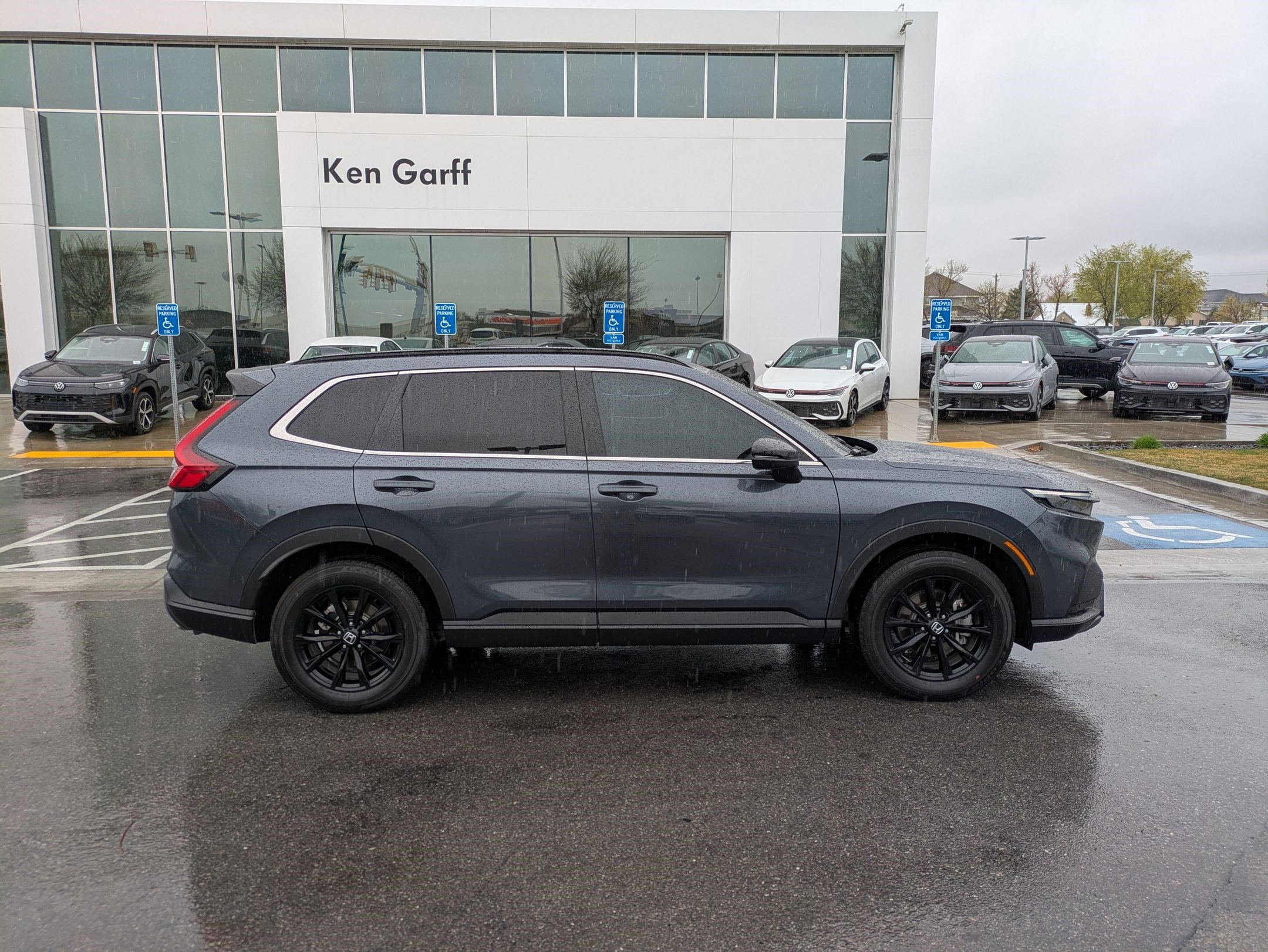 Used 2025 Honda CR-V Sport-L image 2