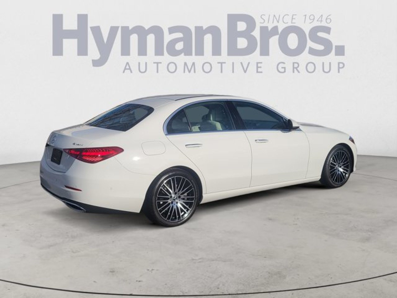 Used 2023 Mercedes-Benz C 300 4MATIC Sedan image 3