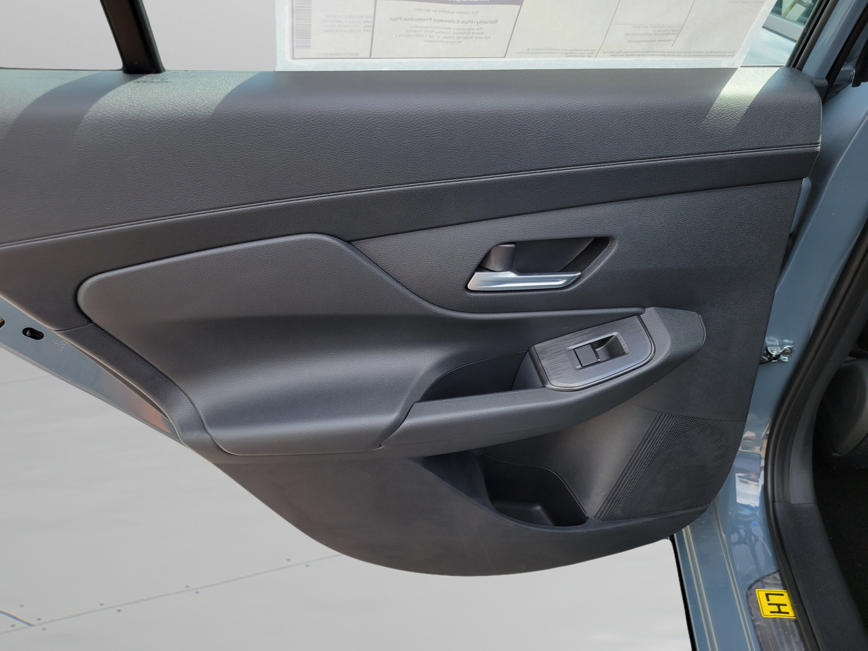 New 2027 Nissan Sentra SR w/ Floor Mat Package FWD image 9