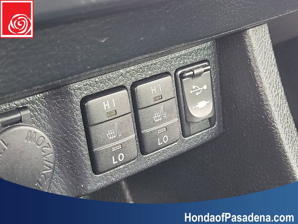 Used 2014 Toyota Corolla LE Premium w/ Driver Convenience Package FWD image 18