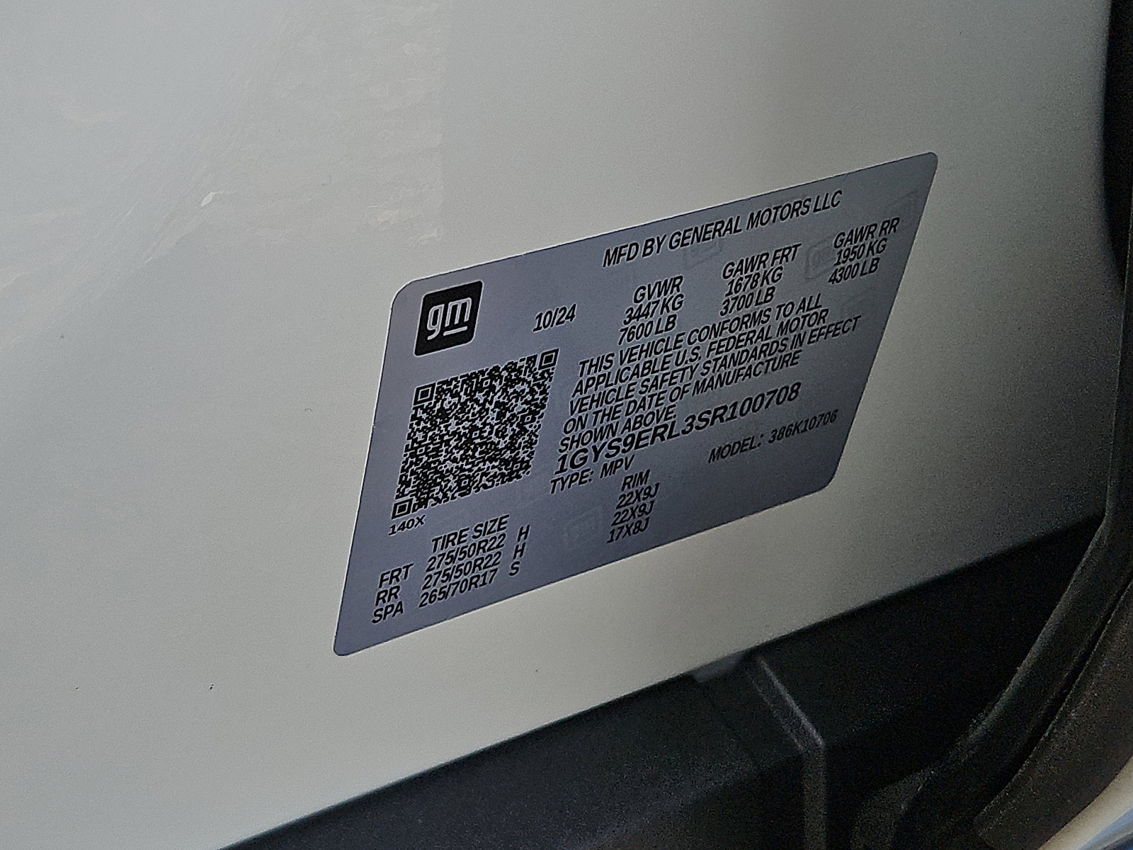 Certified 2025 Cadillac Escalade Sport w/ LPO, ONYX Package image 28