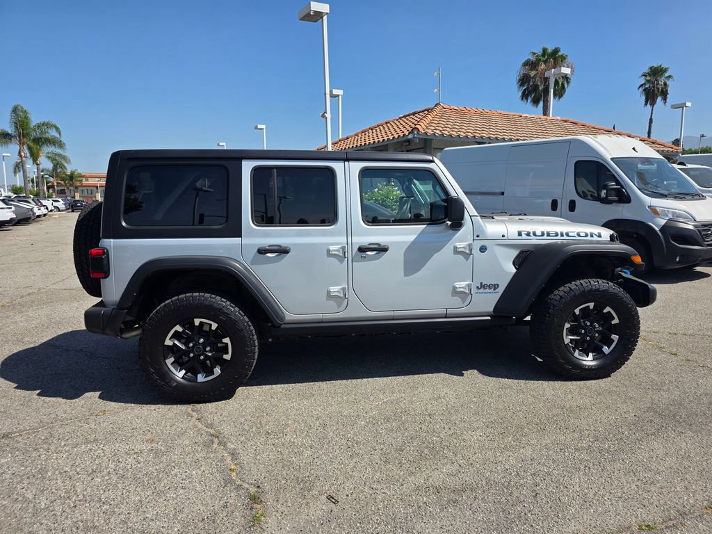 Used 2024 Jeep Wrangler Unlimited Rubicon 4xe AWD/4WD image 4