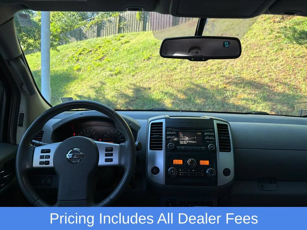 Used 2014 Nissan Frontier SV w/ SV Value Truck Package AWD/4WD image 7