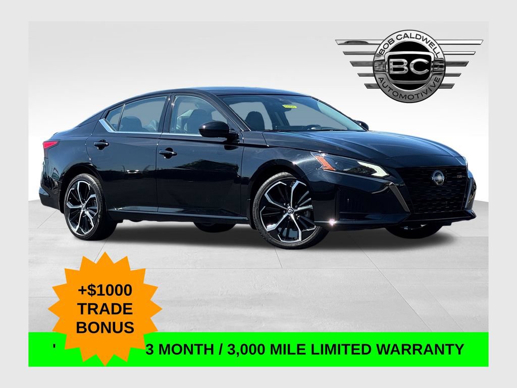 Used 2023 Nissan Altima 2.5 SR w/ SR Premium Package