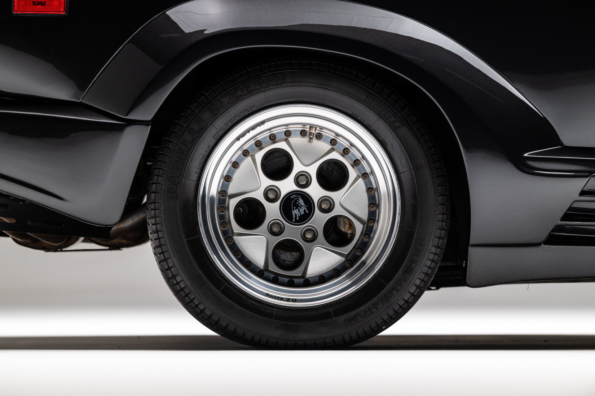 Used 1989 Lamborghini Countach Coupe RWD image 47