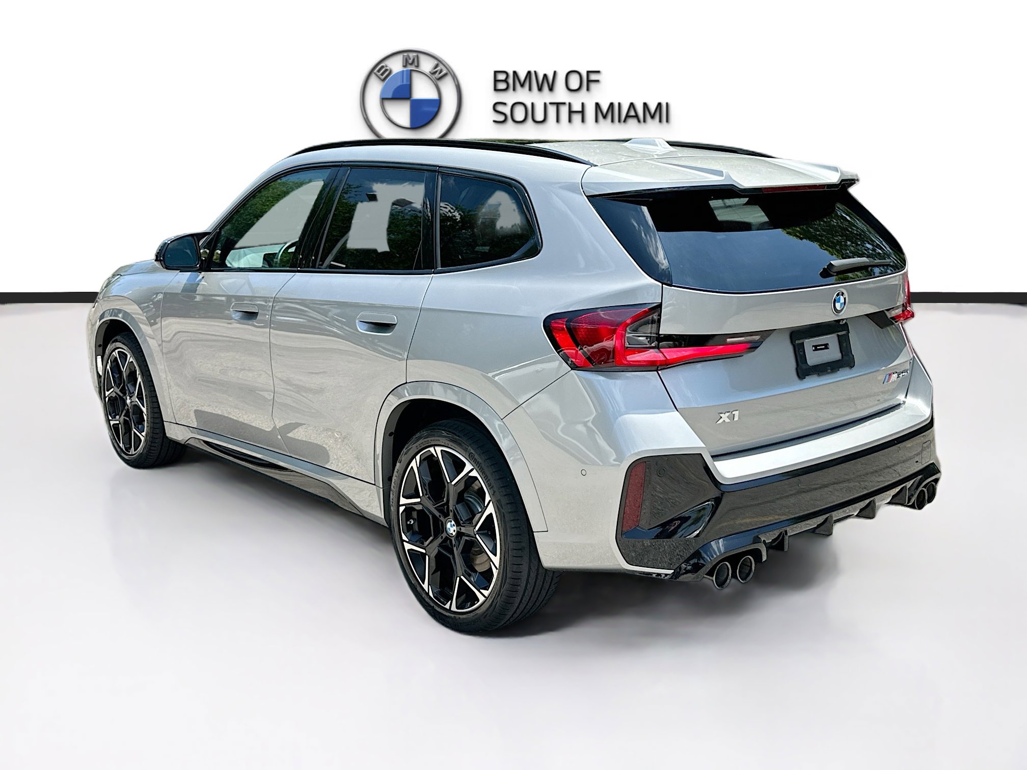 Certified 2024 BMW X1 M35i w/ Shadowloine Package AWD/4WD image 5