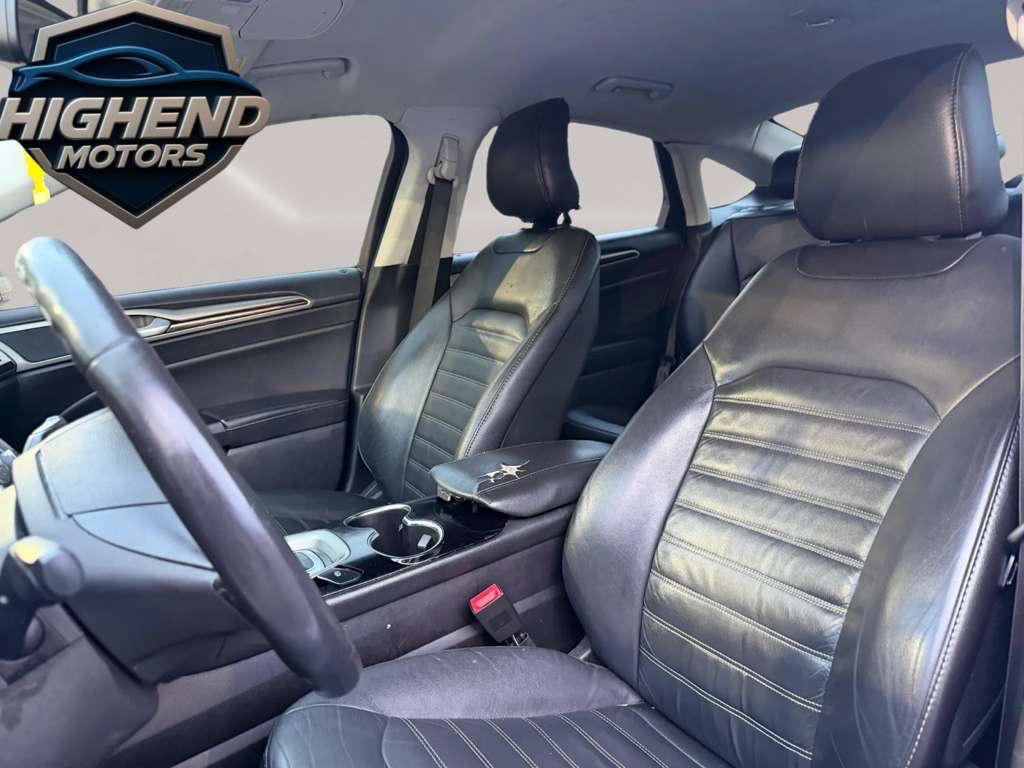 Used 2016 Ford Fusion SE w/ Equipment Group 202A FWD image 13