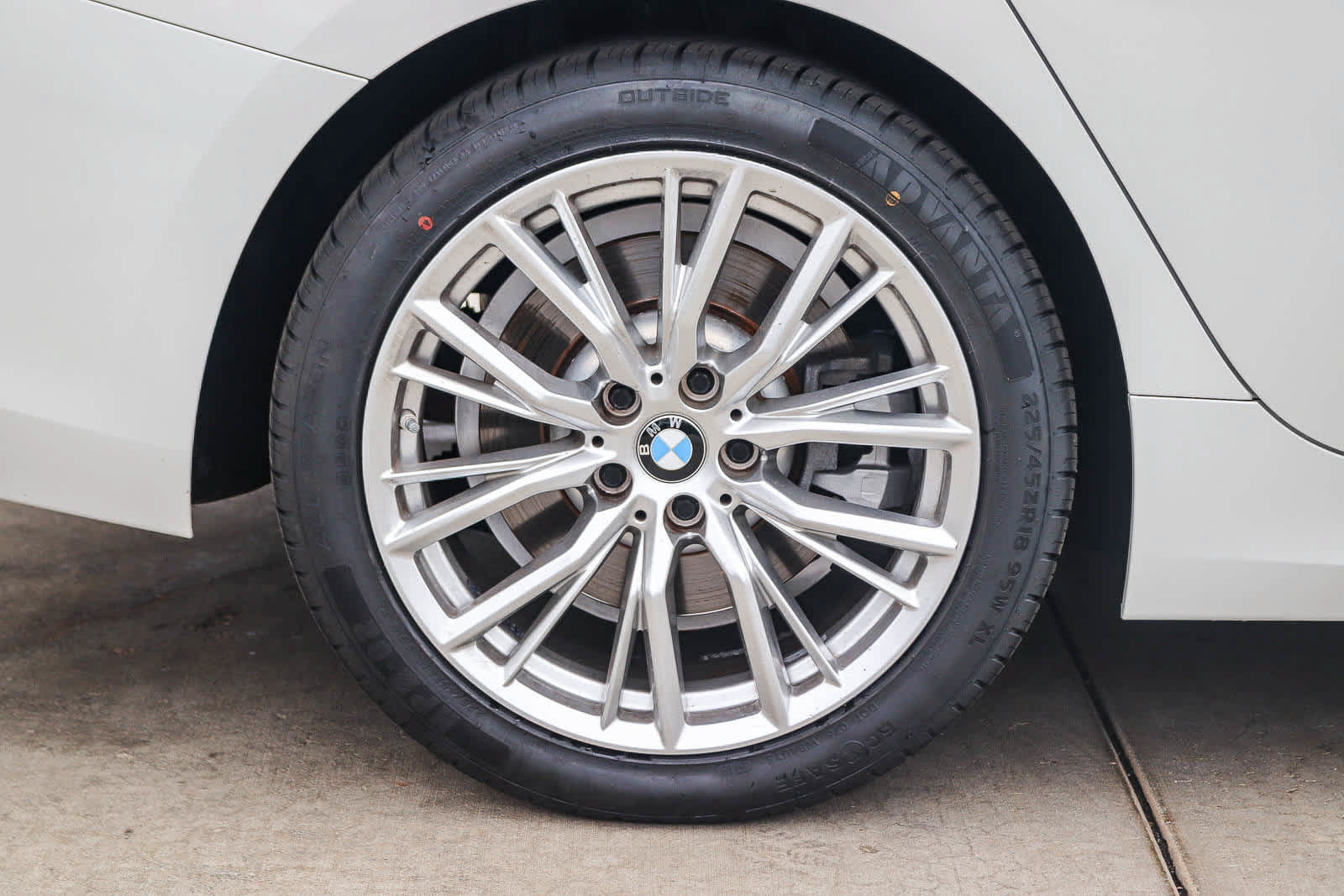 Used 2023 BMW 330i Sedan w/ Driving Assistance Package RWD image 8