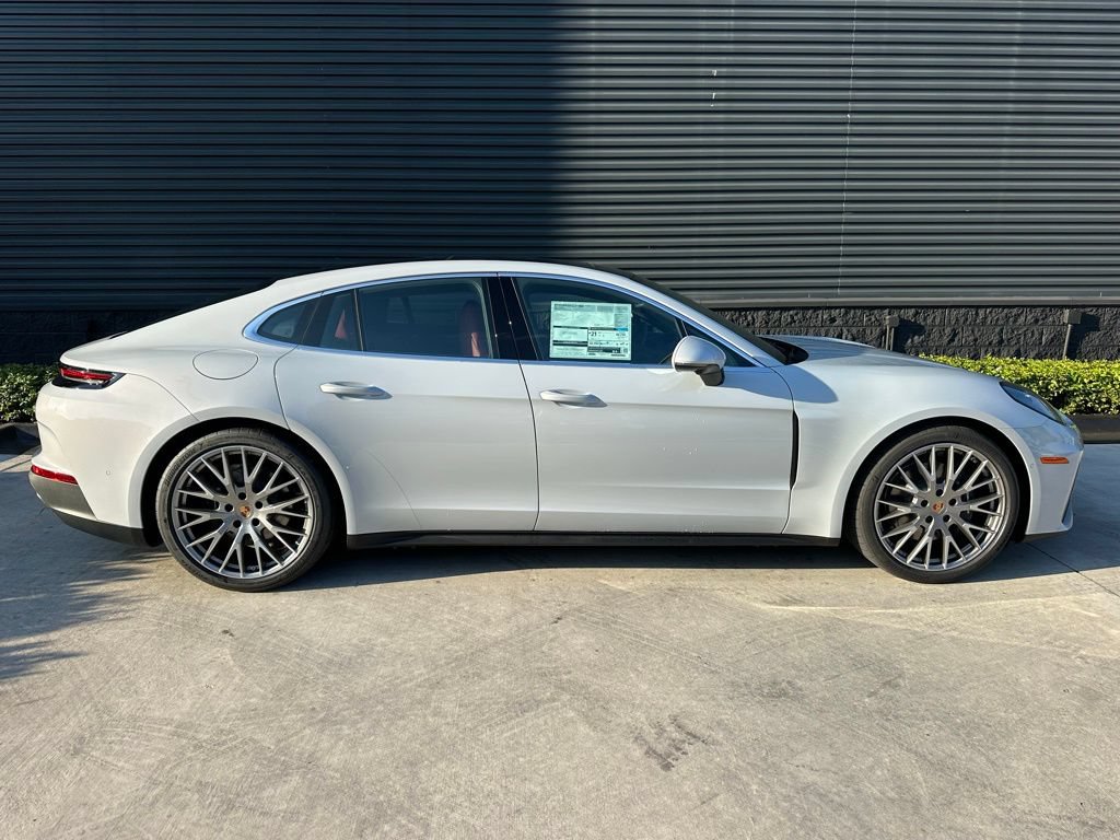 Used 2026 Porsche Panamera RWD image 10