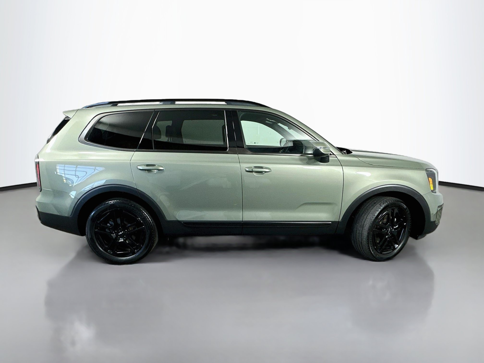 Used 2024 Kia Telluride EX X-Line AWD/4WD image 8