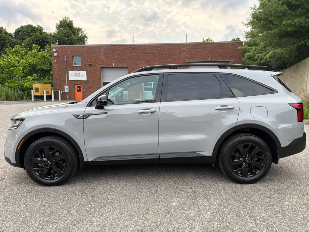 Certified 2023 Kia Sorento S w/ Panoramic Sunroof Package AWD/4WD image 3