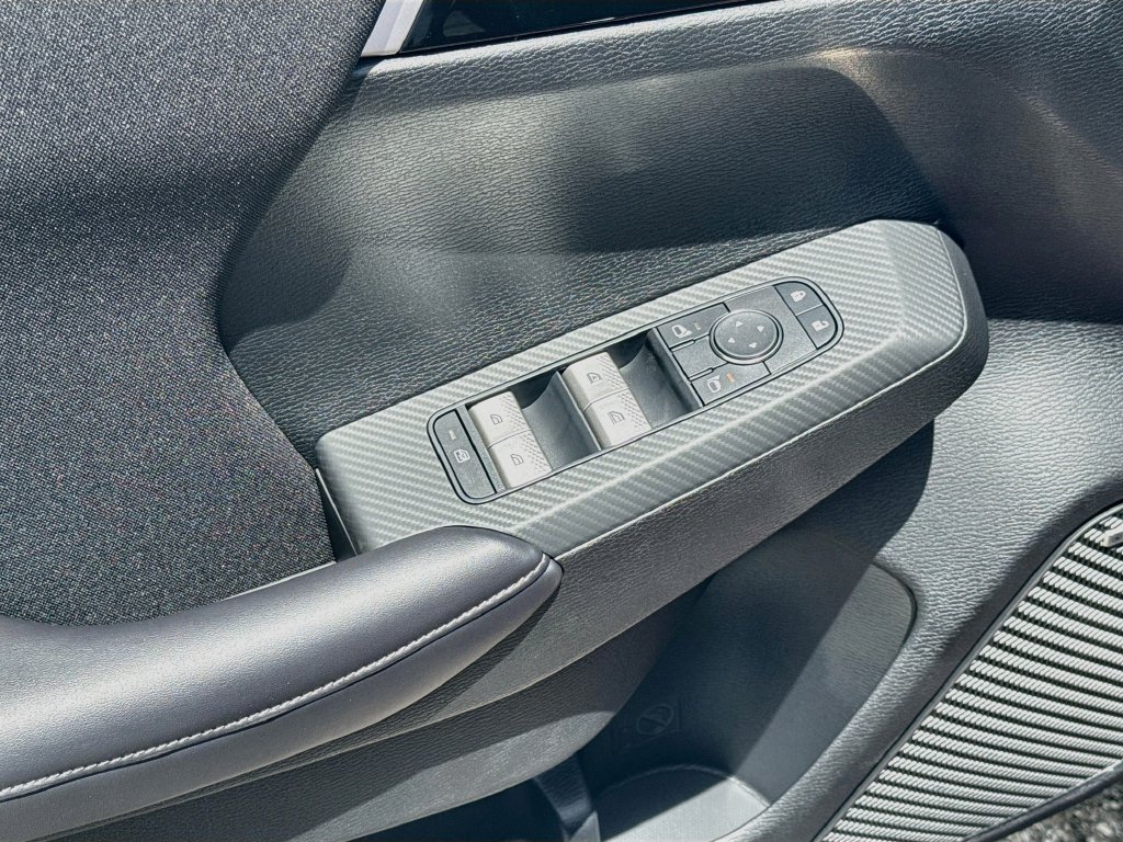 New 2026 Mitsubishi Outlander ES FWD image 18