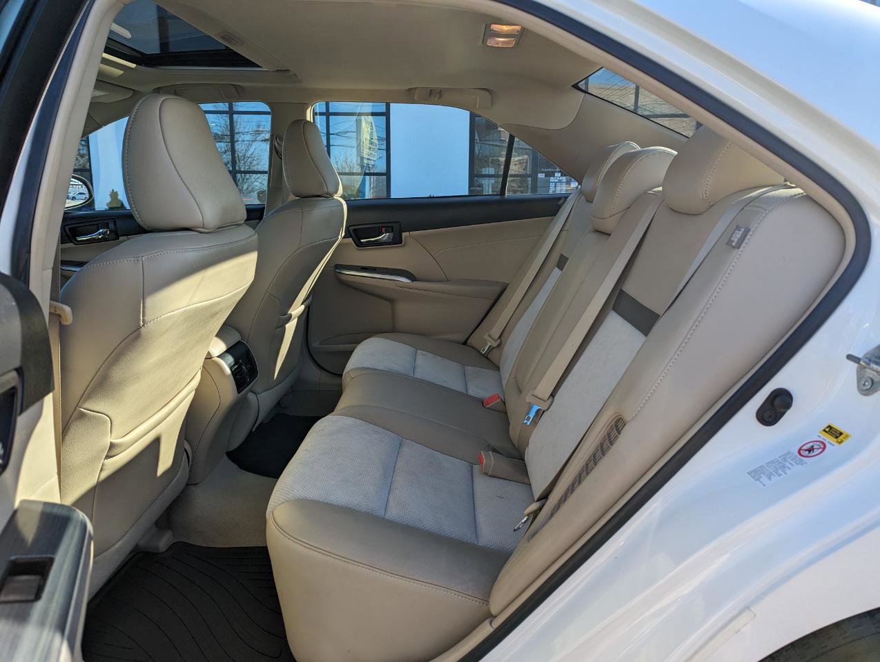 Used 2013 Toyota Camry XLE w/ Leather Pkg image 42