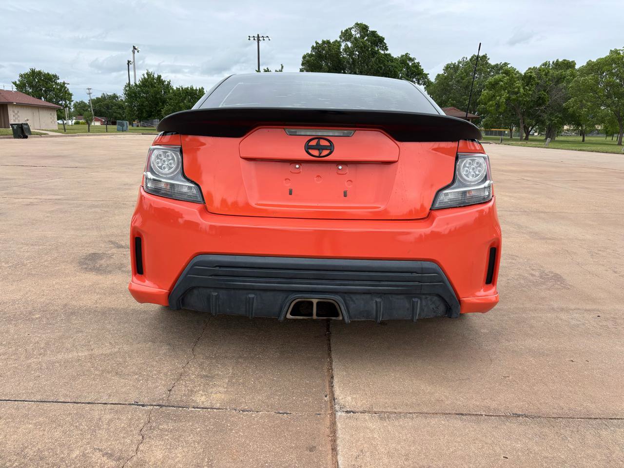 Used 2015 Scion tC FWD image 25