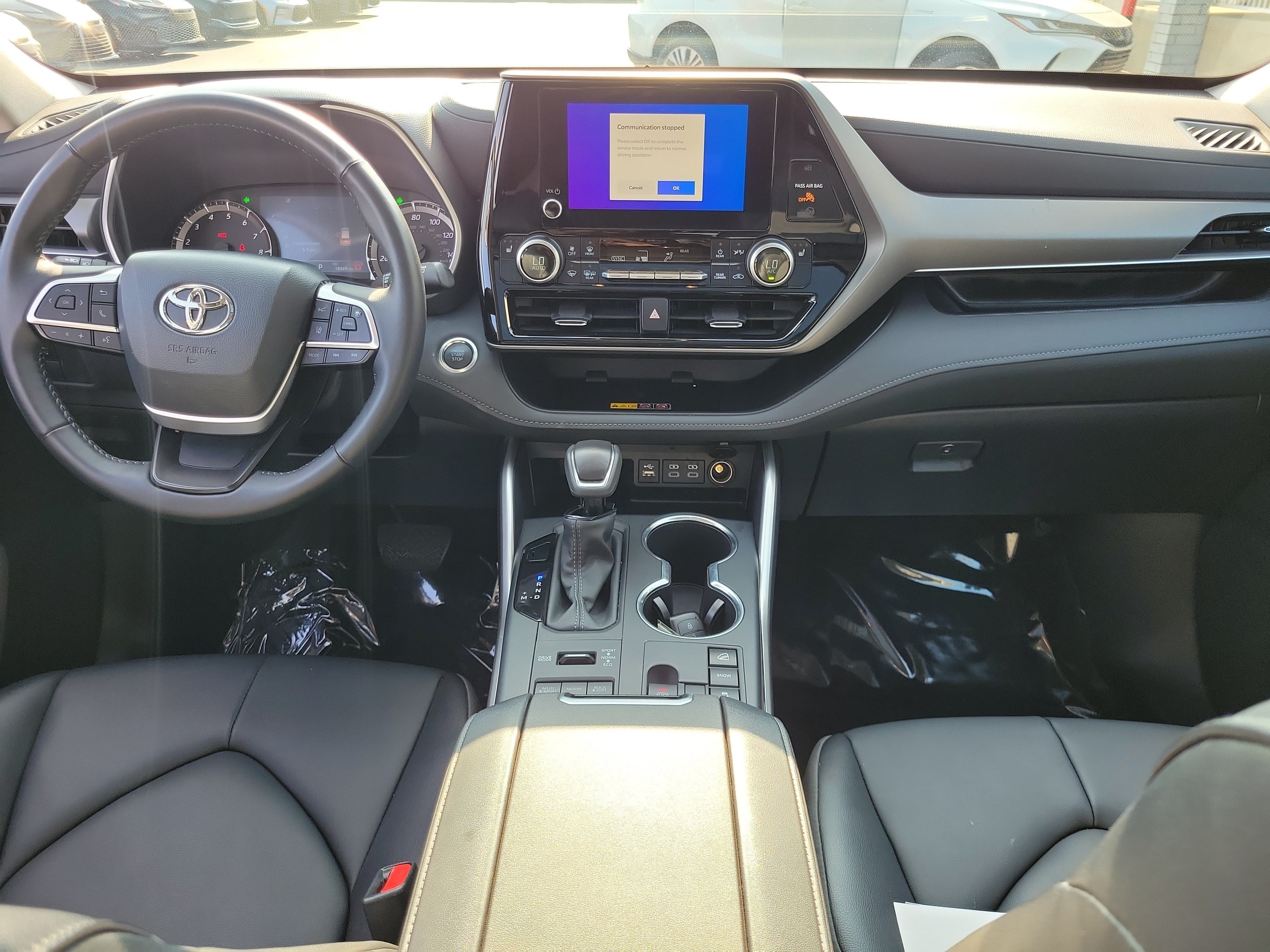 Used 2026 Toyota Highlander XLE AWD/4WD image 9