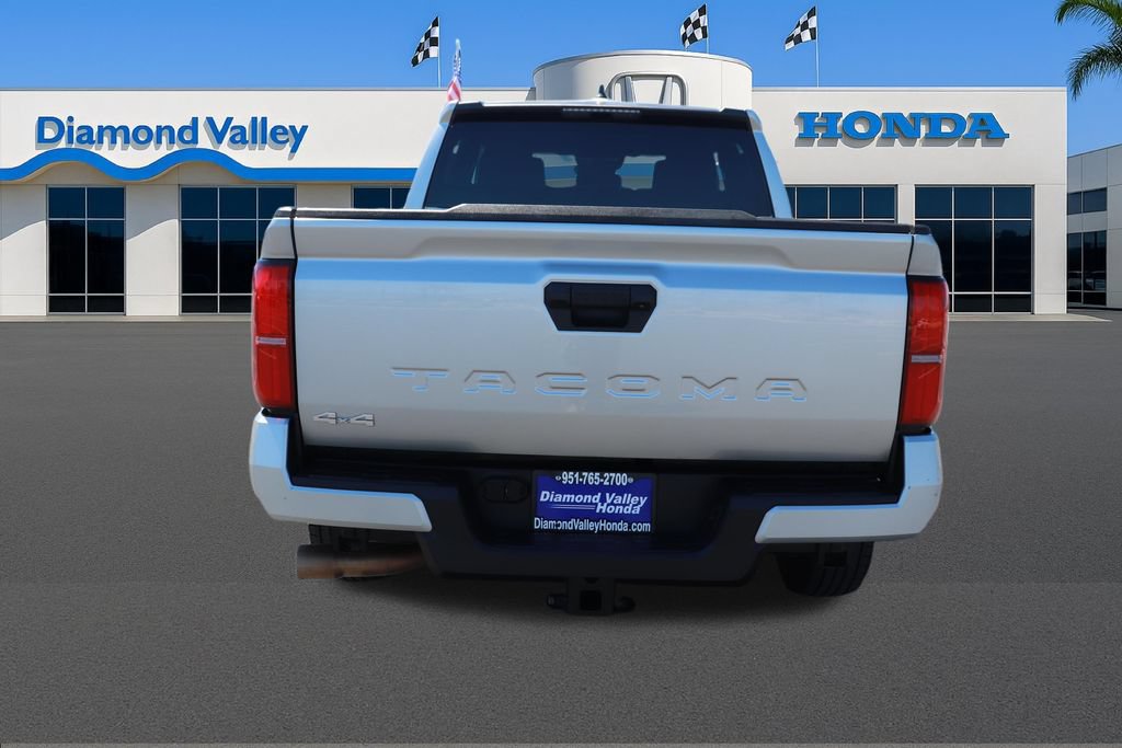 Used 2024 Toyota Tacoma SR5 AWD/4WD image 5